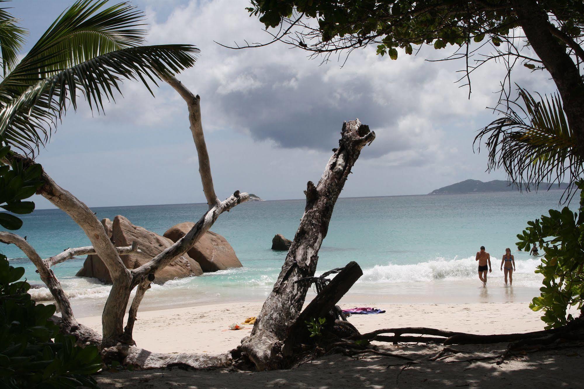 Ocean Jewels Resort Grand Anse  Exterior foto